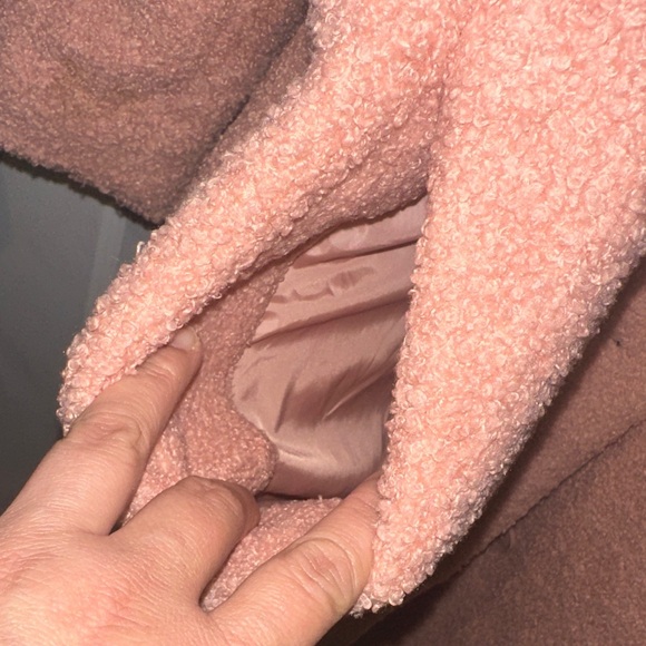 Amazon Essentials Women's Pink Teddy Jacket - Picture 5 of 7